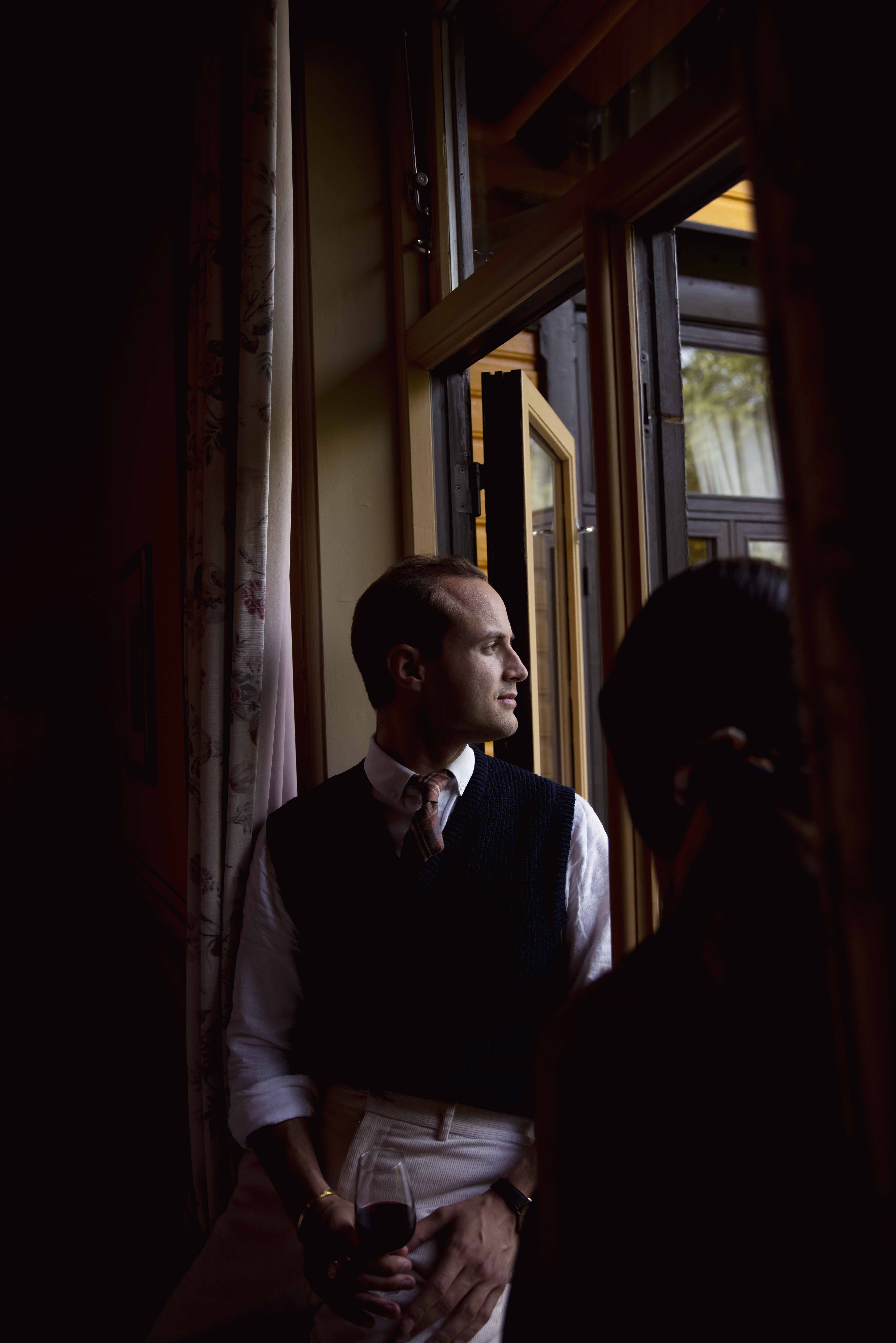 Siste forberedelser før middag i Restaurant Bandak