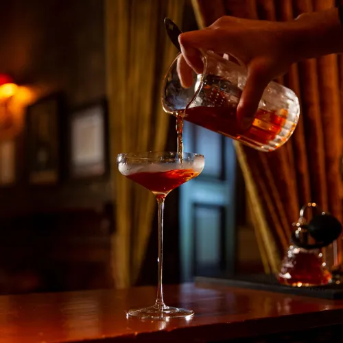 Lobby bar