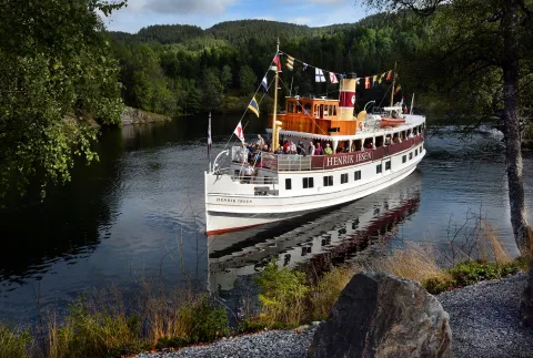 ms henrik ibsen henrik ibsen i magiske omgivelser