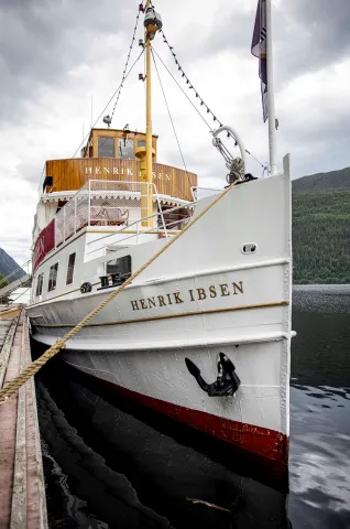 MS Henrik Ibsen MS Henrik Ibsen