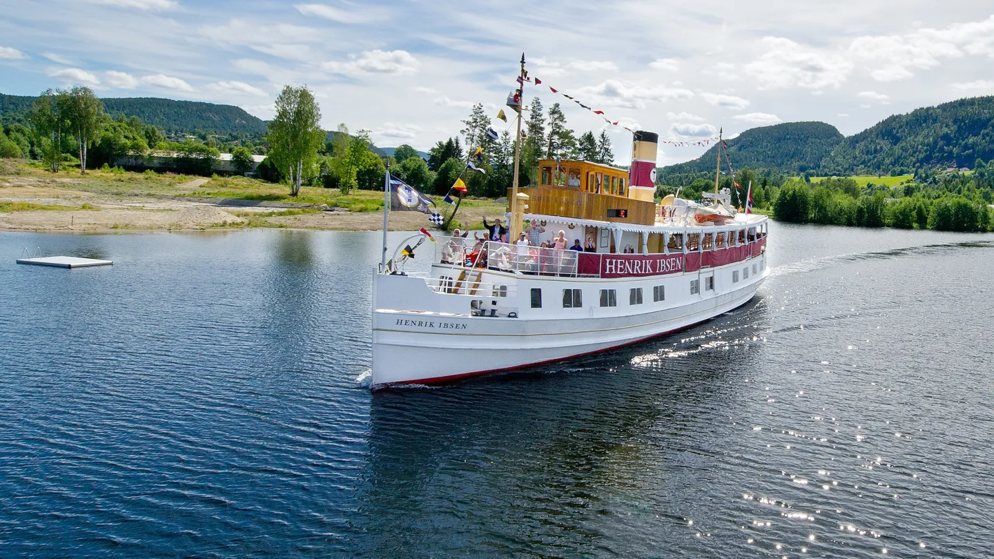 M/S Henrik Ibsen